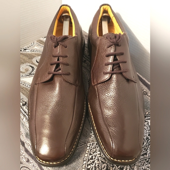 Sandro Moscoloni Brown Leather Oxfords Size 11D